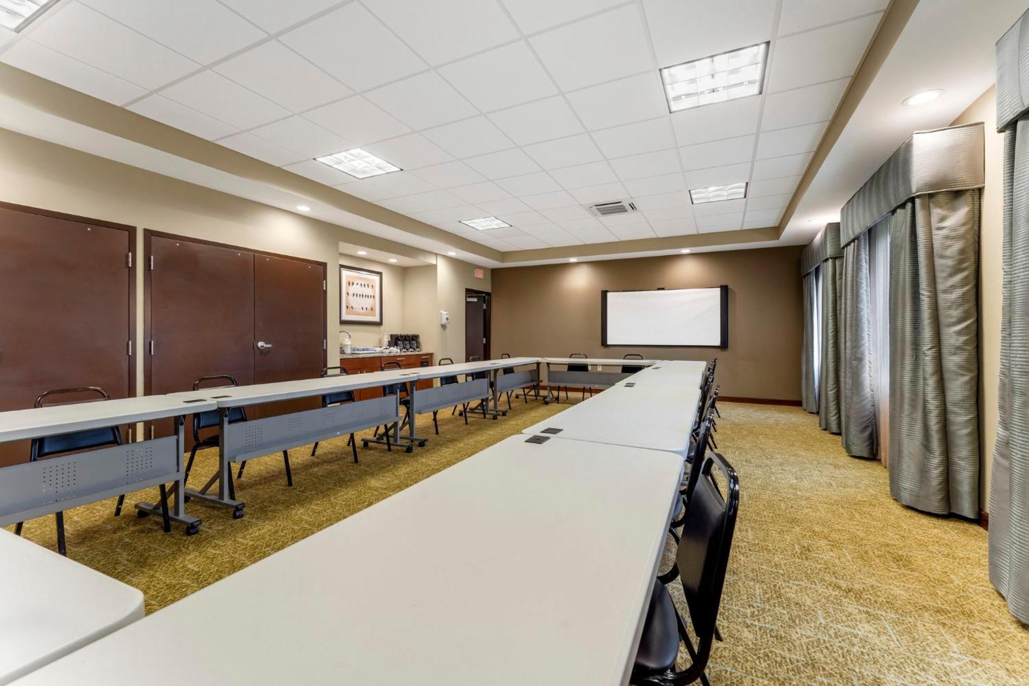 Staybridge Suites - Pittsburgh-Cranberry Township By Ihg Warrendale Экстерьер фото