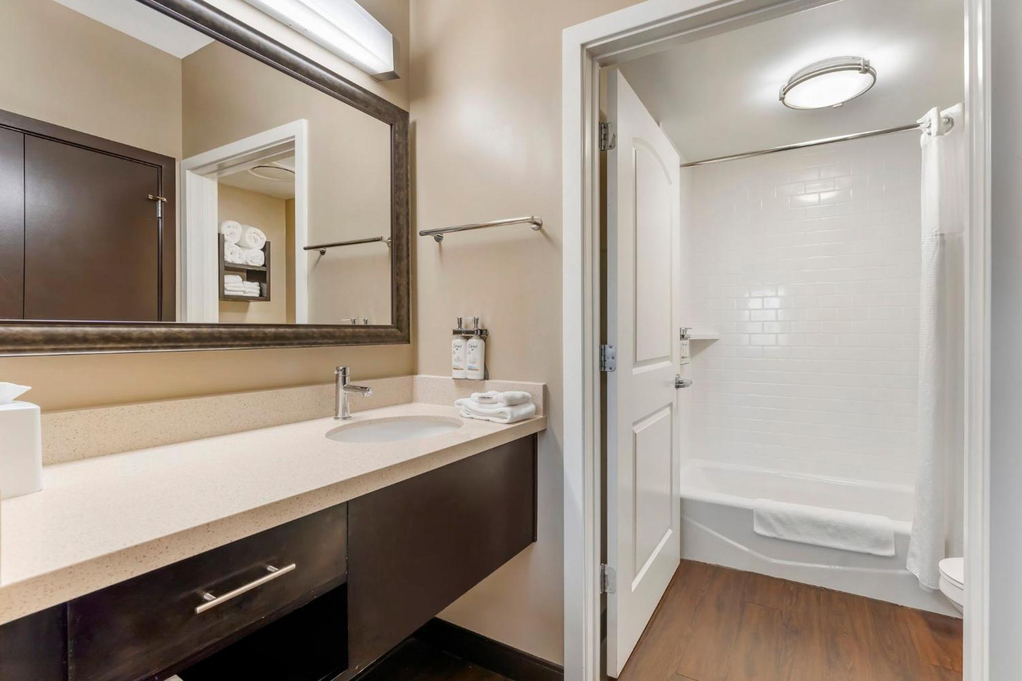Staybridge Suites - Pittsburgh-Cranberry Township By Ihg Warrendale Экстерьер фото